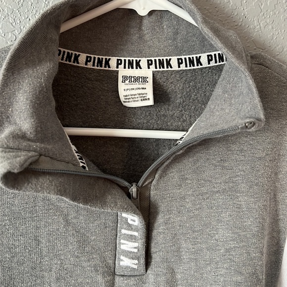 PINK Pullover - Picture 2 of 5